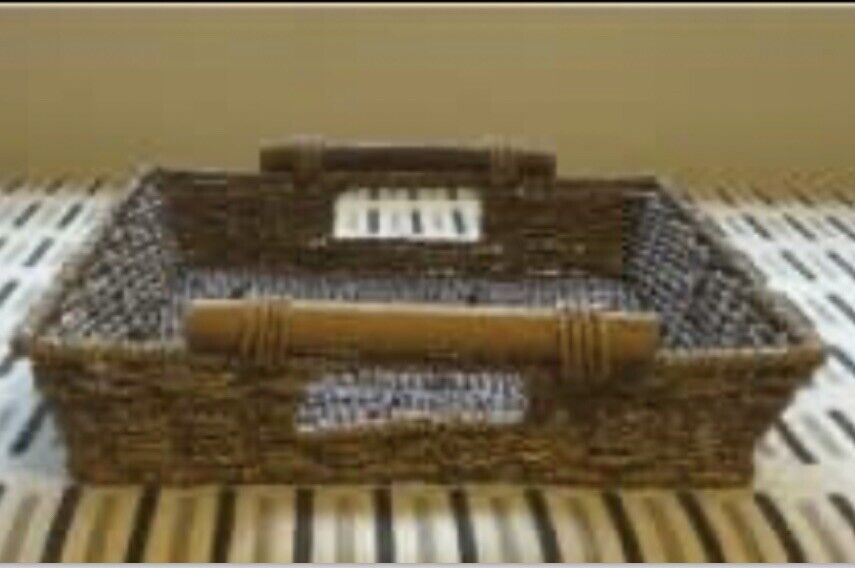 HandWoven 30x40cm Sisal Jute Twine Basket Serving Tray w Wooden Handles AE164
