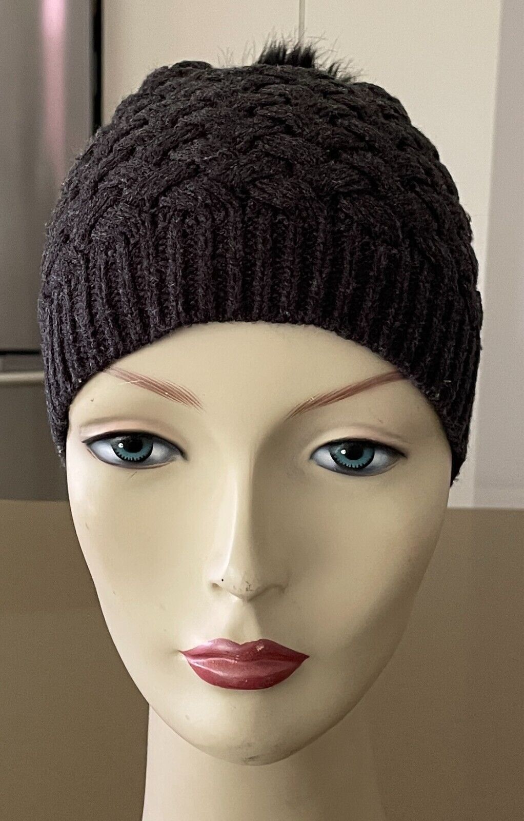 J CREW  Knit Beanie Charcoal Grey Thatched w Black Pom Pom Trim One Size