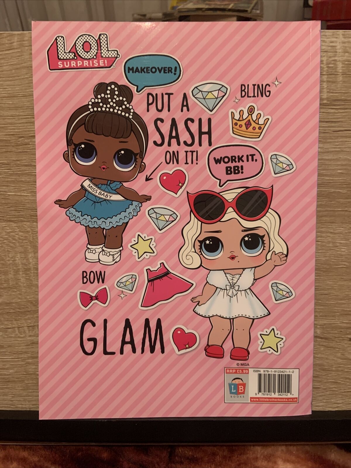 L.O.L Surprise! #My Totally Awesome Art Fun & Play Annual English Activity Book