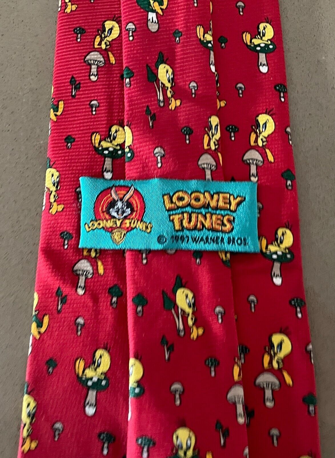 NeckTie LOONEY TUNES Red Tweety Bird & Mushroom Print Novelty Neck Tie
