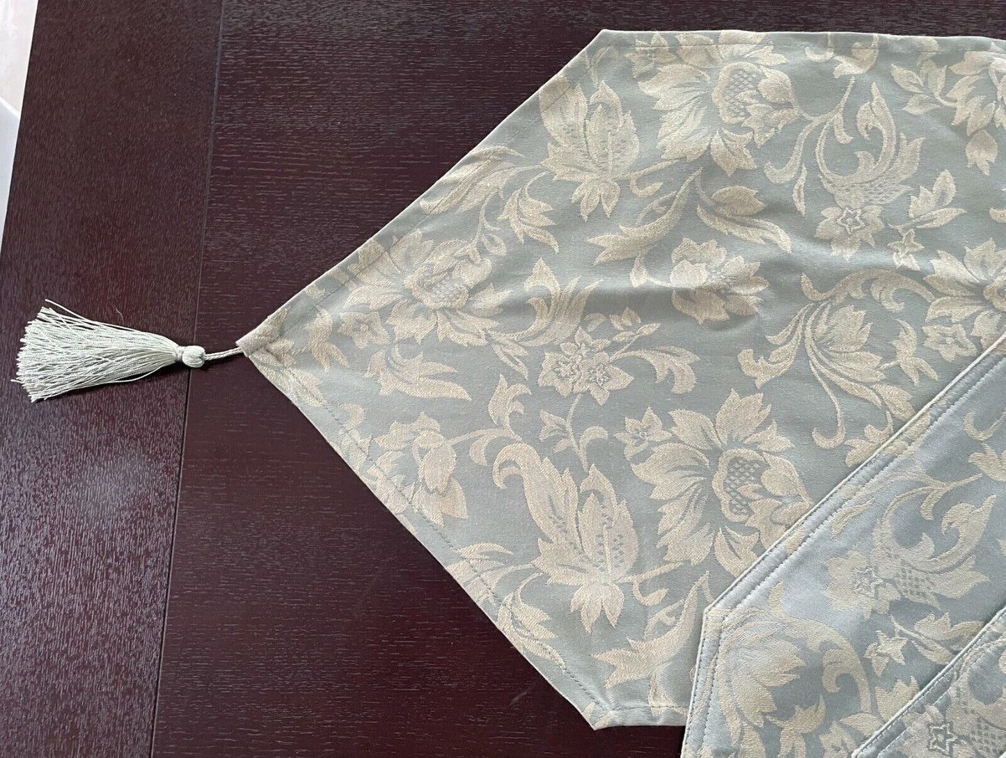 MY HOUSE Table Runner + 6 Place Mats Light Khaki Jacquard Fabric Tassel Trim NEW