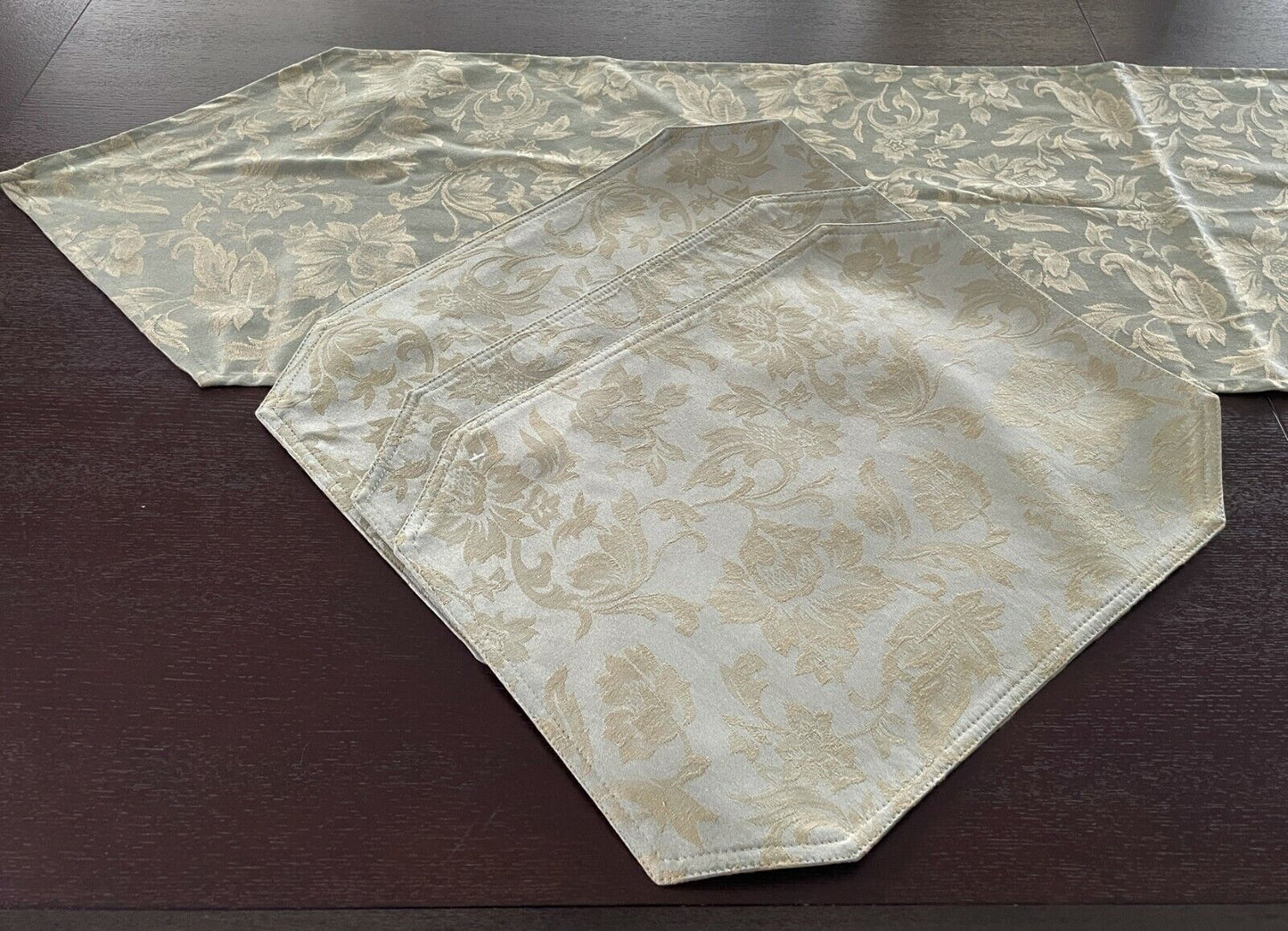 MY HOUSE Table Runner + 6 Place Mats Light Khaki Jacquard Fabric Tassel Trim NEW