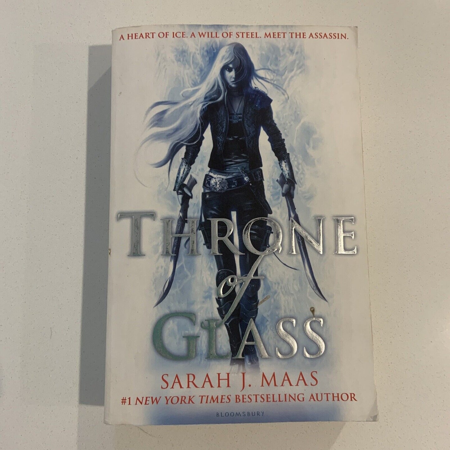PB Book THRONE OF GLASS by Sarah J. Maas 2012 Fantasy Assassin