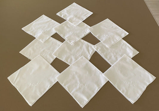 Set of 10 Table Napkins White Cotton Floral Embroidered Square 41 x 42cm NEW
