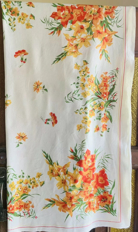 TABLE CLOTH Vintage 1960'S Floral Print WAFFLE COTTON Red Green Orange FLOWER