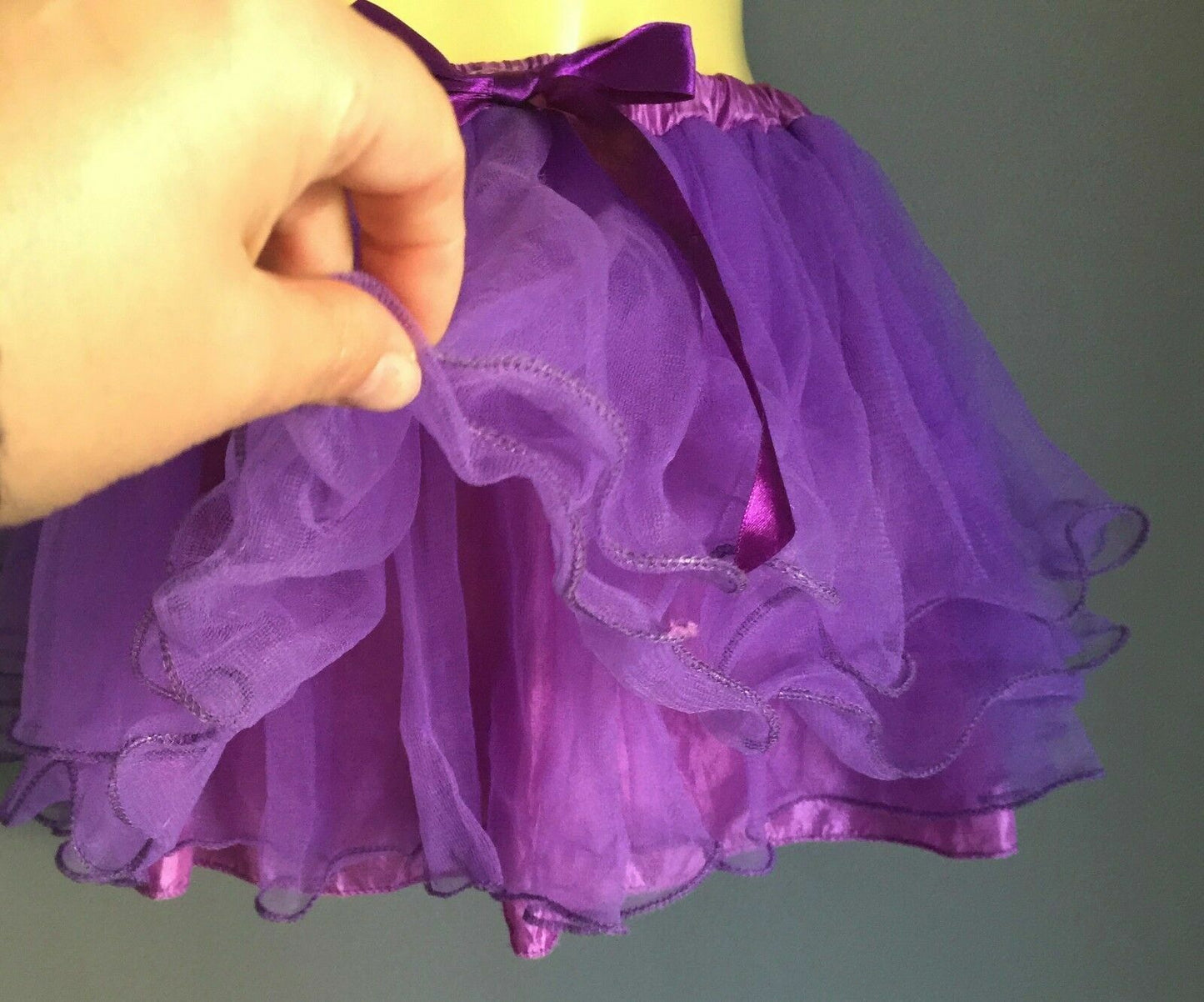 TUTU Fairy Skirt Purple Net Layer Princess w Satin Bow To Fit Girls 3 - 4 Years