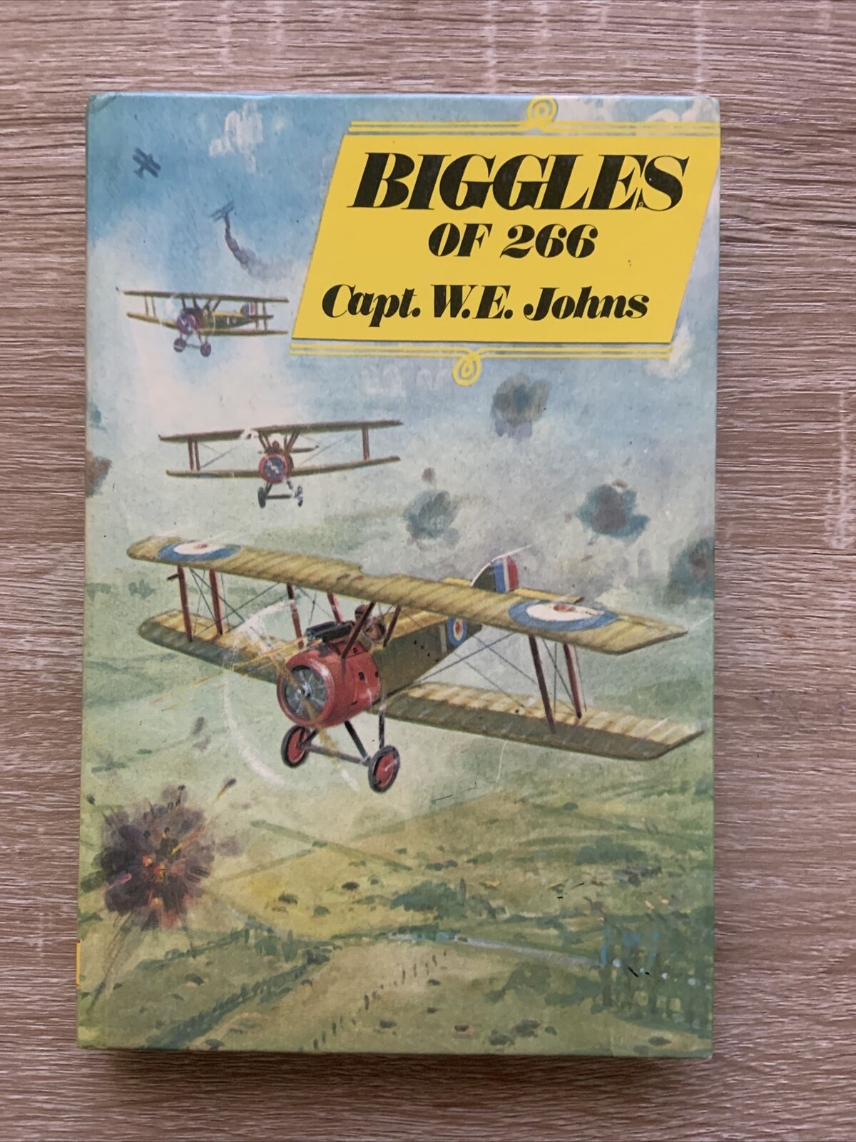 Vintage BIGGLES OF 266 CAPT. W.E Johns Adventure Novel Young Adult Fiction HC