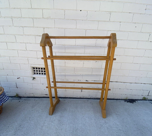 Wooden Towel Rail 5 Rung Ochre Stain Stand Rack Bathroom Bedroom Clothes Sheets