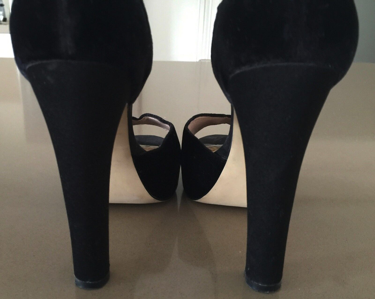 ZOE WITTNER "Hannita" High Heels Black Velvet Platform Ankle Strap 38 Stiletto