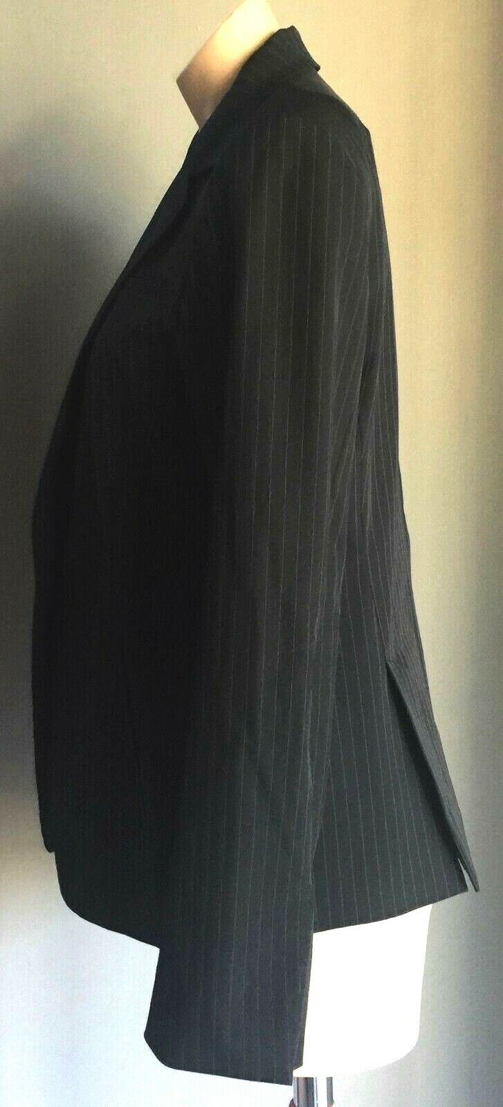 DKNY Blazer Black Pinstripe Buttoned  Long Sleeve Fitted Jacket Ladies Size 10