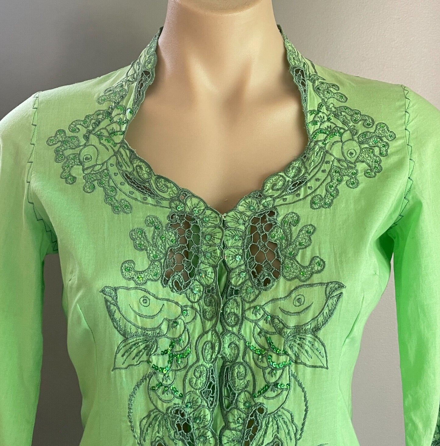 BALI COLOUR Open Top Green COTTON Floral Embroidered Sequin 3/4 Sleeve Size M 10