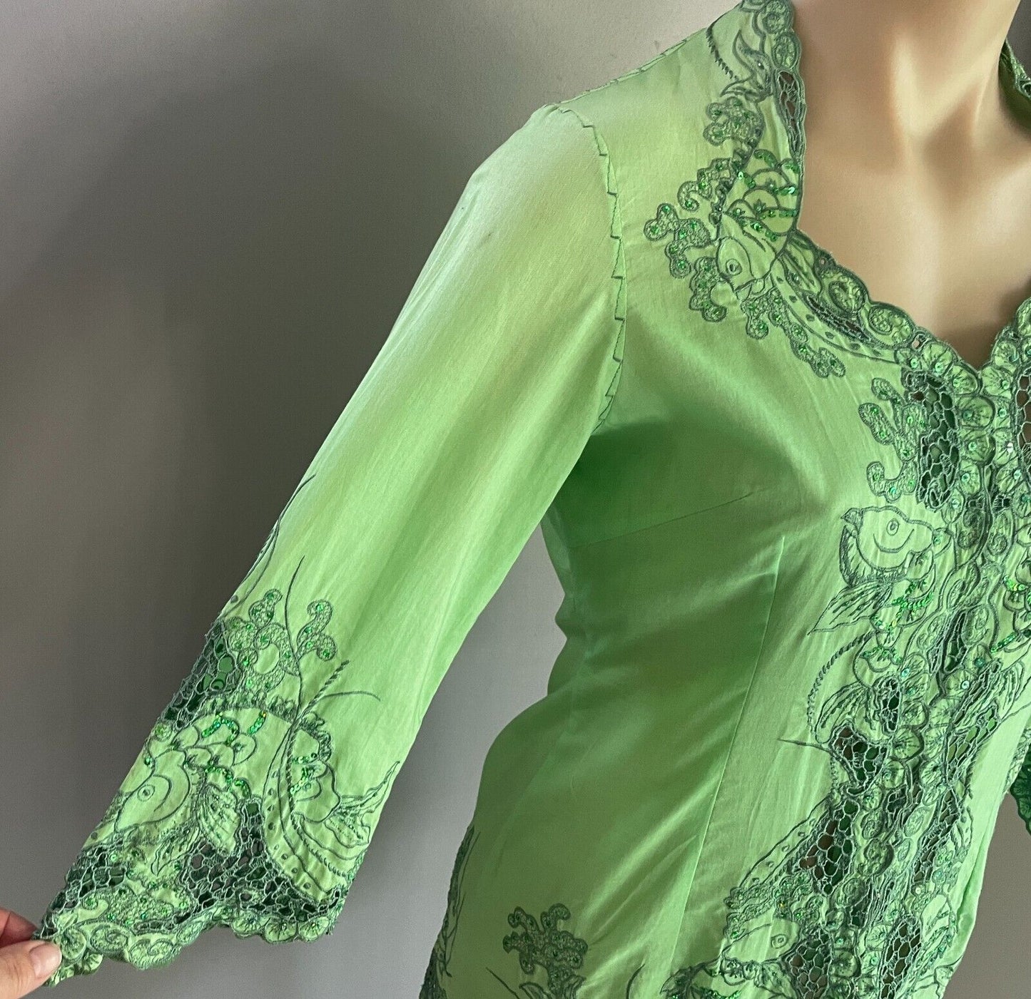 BALI COLOUR Open Top Green COTTON Floral Embroidered Sequin 3/4 Sleeve Size M 10