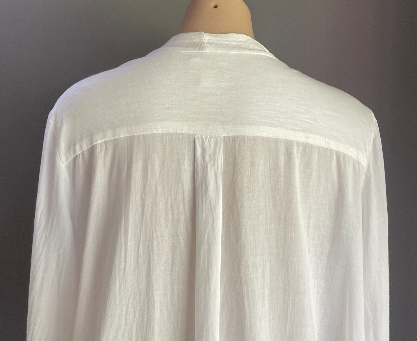WITCHERY Jacket White Cotton Lightweight Drape Size L 12 Adjustable Tab Sleeves