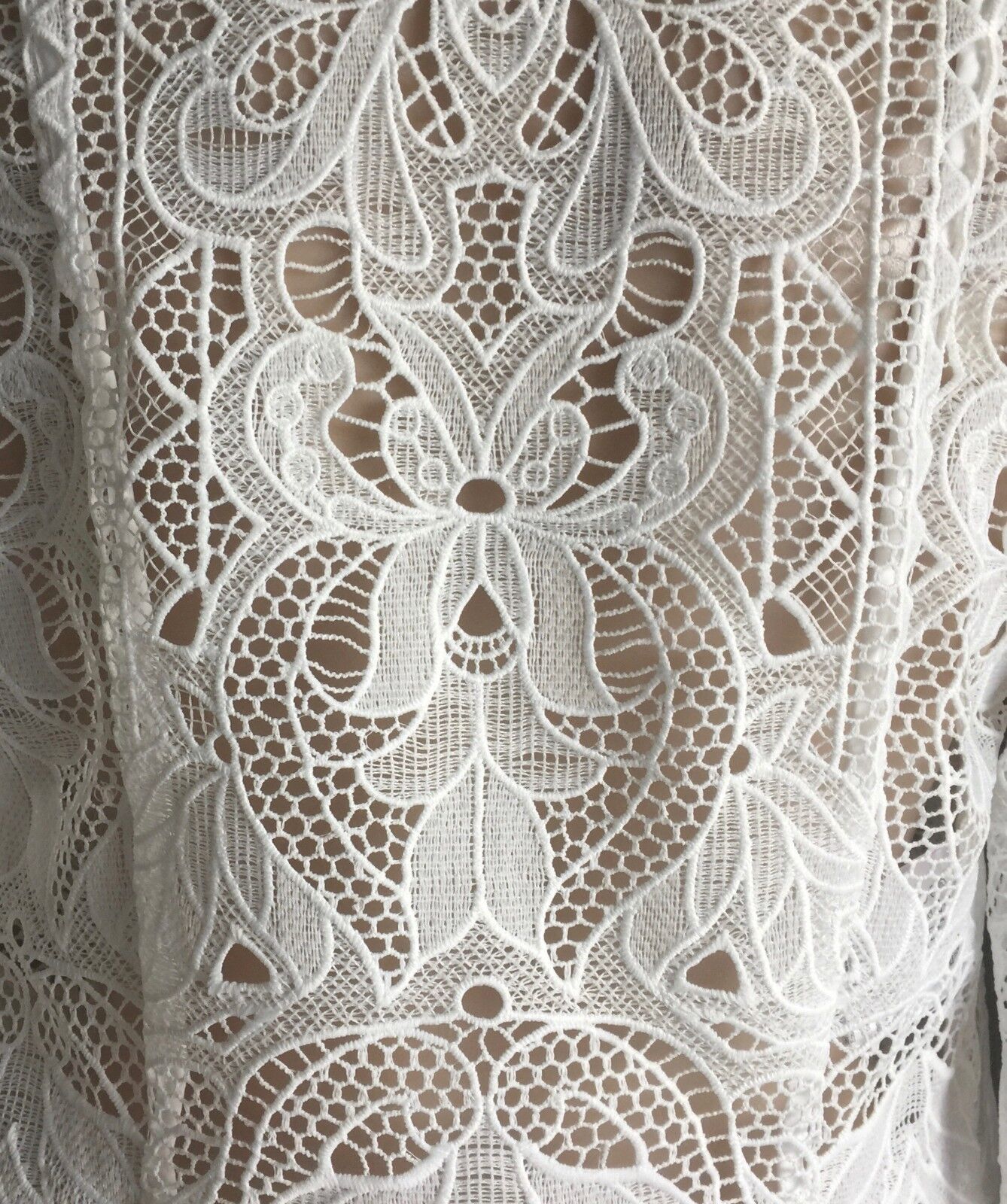LACE CROP  Jacket Soft White Drape Ladies Size 10 New Vintage Stunning!
