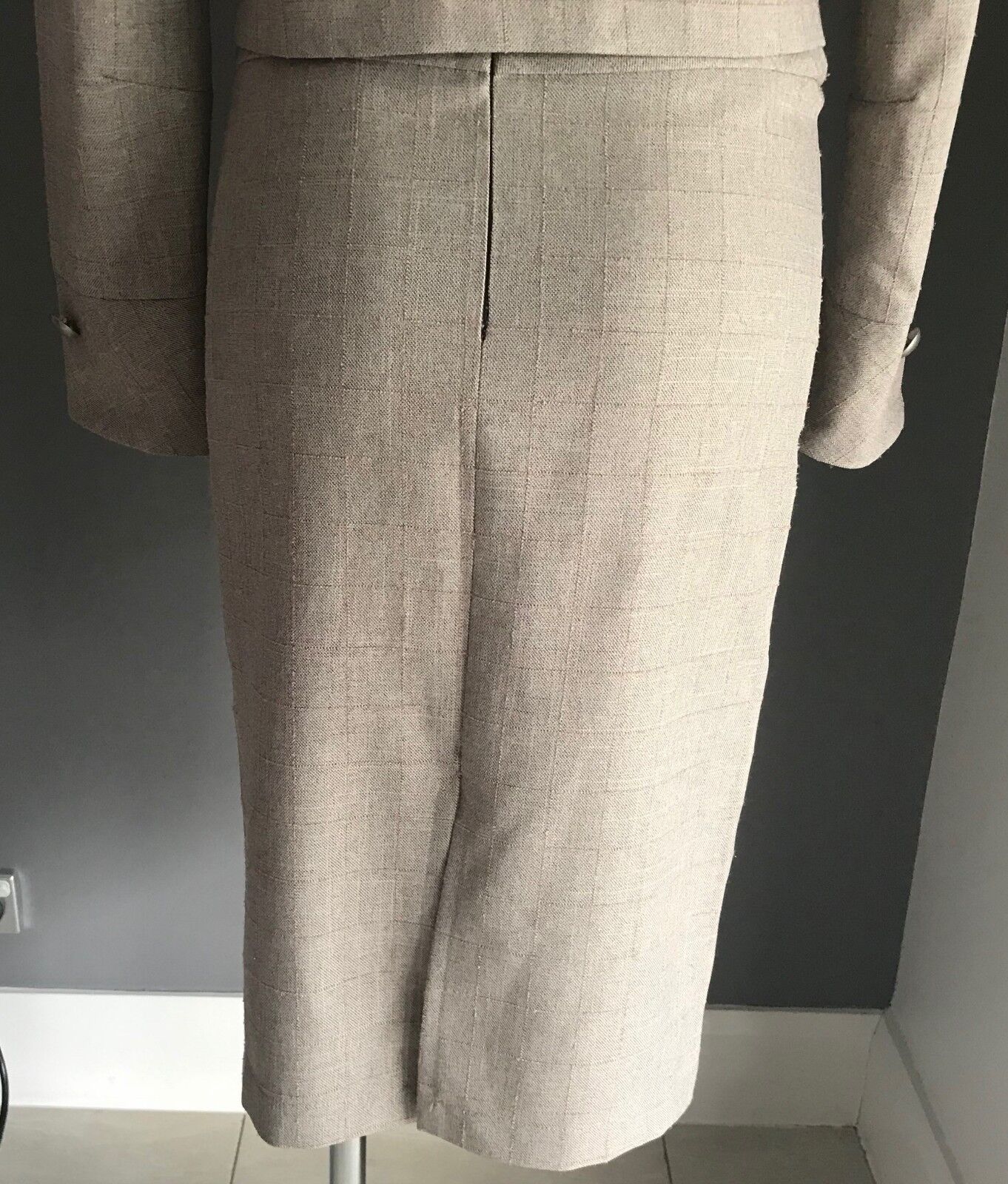 MISS X Beige & Rose Gold Check 2 Piece Suit - Jacket & Skirt Size 10 Retro Chic
