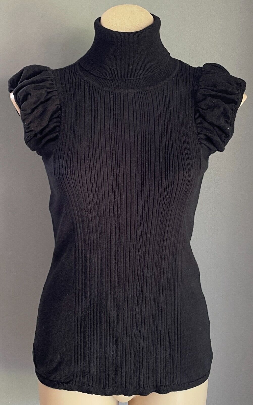AVOCADO Jumper Black Turtle Roll Neck Thin Knit Sleeveless Ribbed Top Size 10