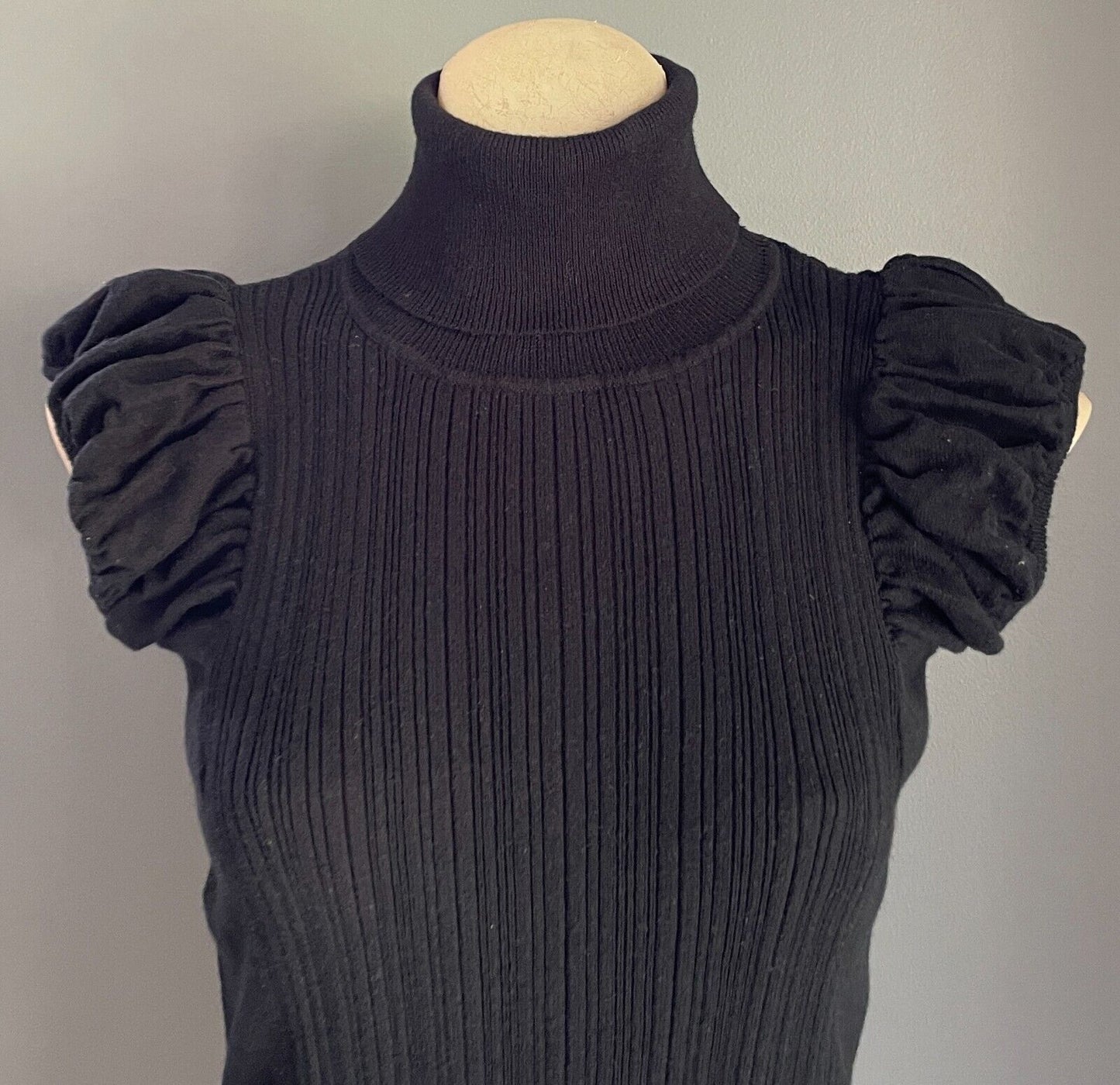 AVOCADO Jumper Black Turtle Roll Neck Thin Knit Sleeveless Ribbed Top Size 10