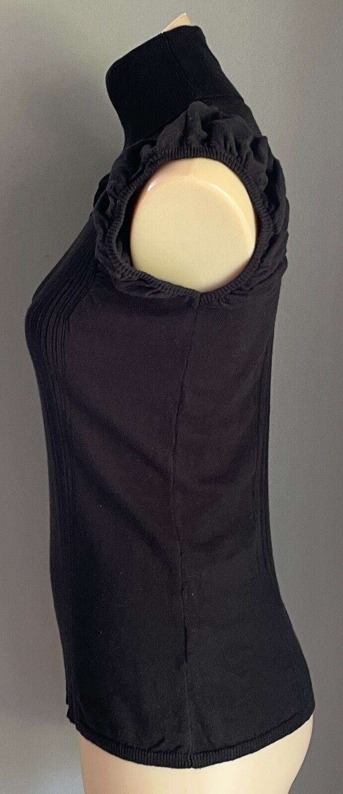 AVOCADO Jumper Black Turtle Roll Neck Thin Knit Sleeveless Ribbed Top Size 10