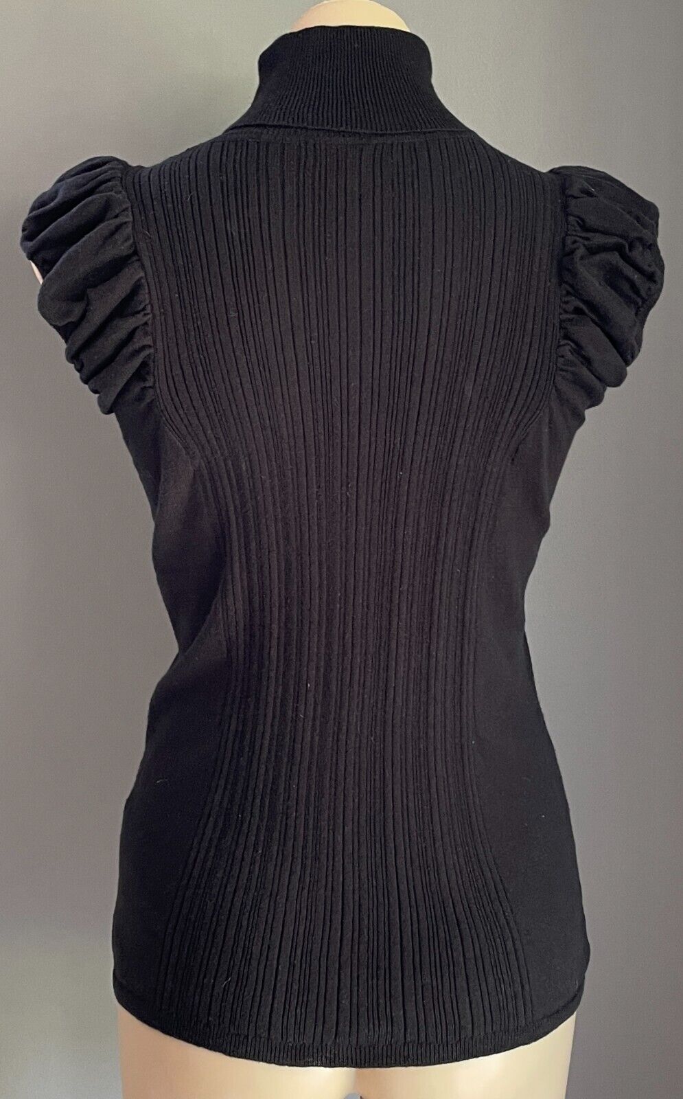 AVOCADO Jumper Black Turtle Roll Neck Thin Knit Sleeveless Ribbed Top Size 10