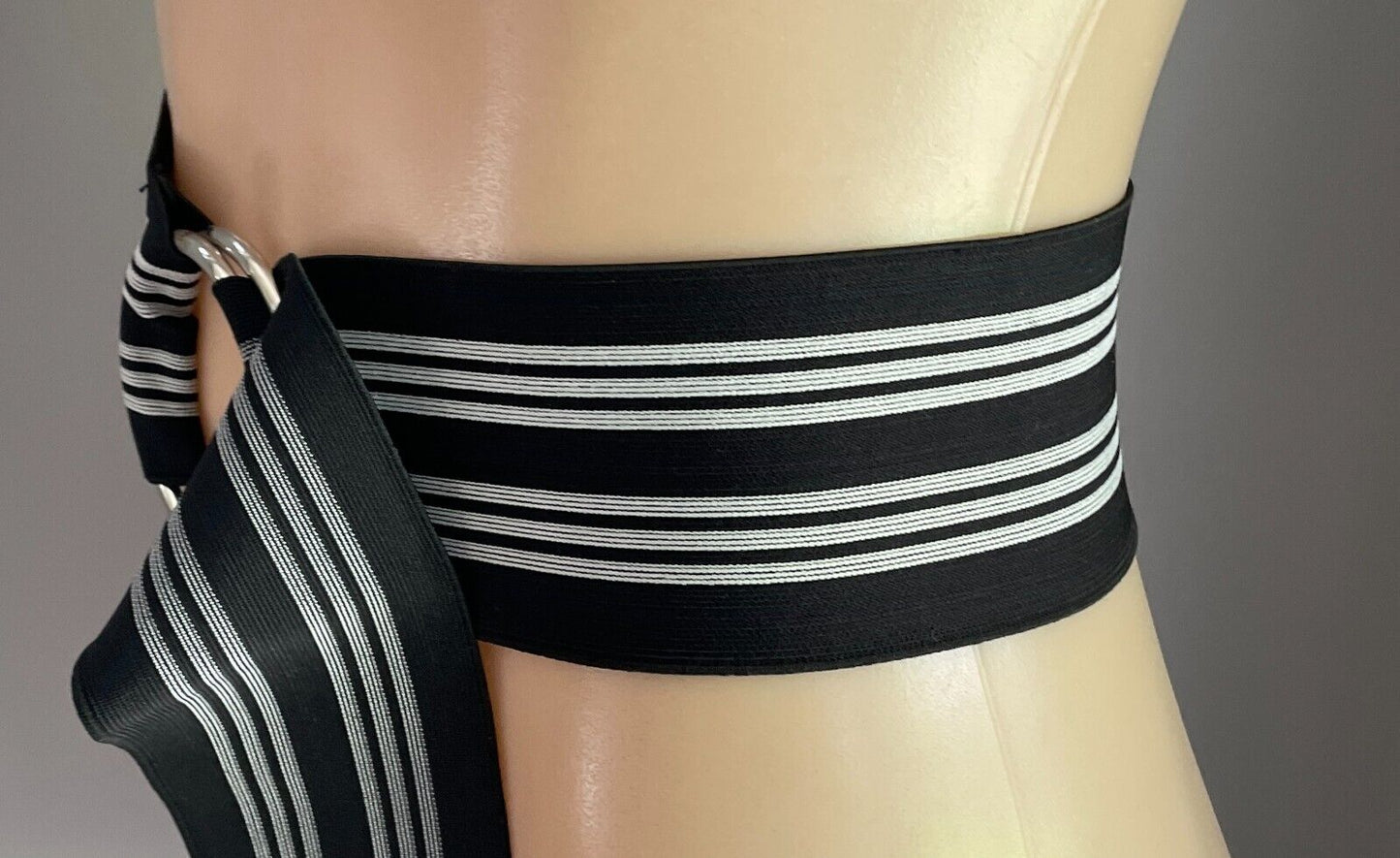 BELT Black & White Stripe Elastic Belt O Rings Closure 7cm Wide Retro