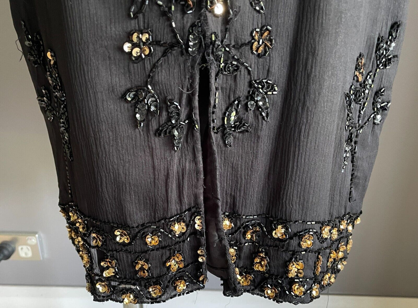 AFTER EIGHT Dress Sheath Sheer Black Gold Sequin Flowers Lined Size 14 12