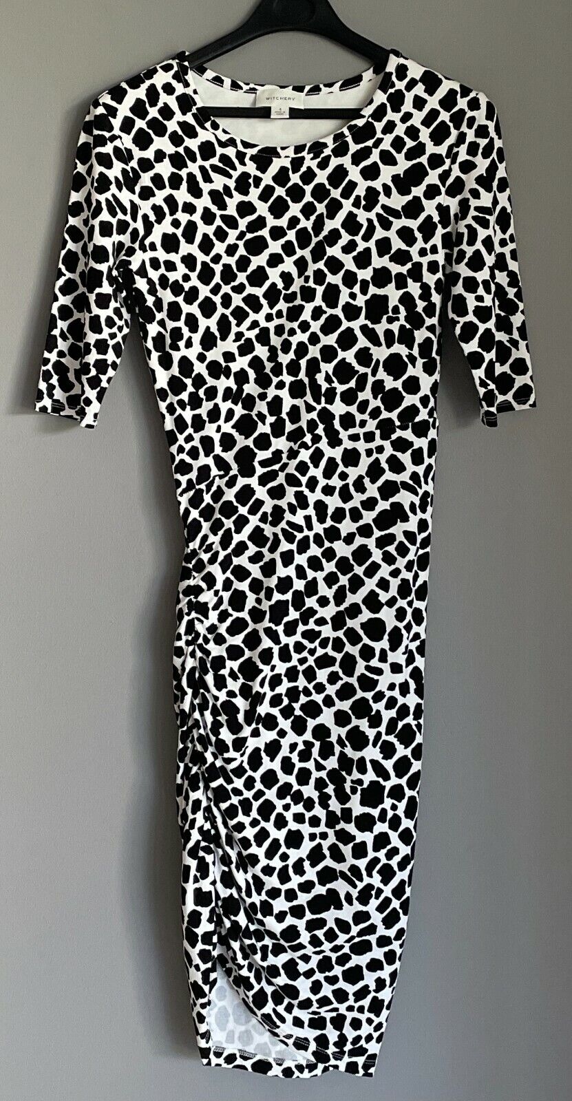 WITCHERY Bodycon Dress Black Off White Giraffe Print 3/4 Sleeve Stretch Size 4