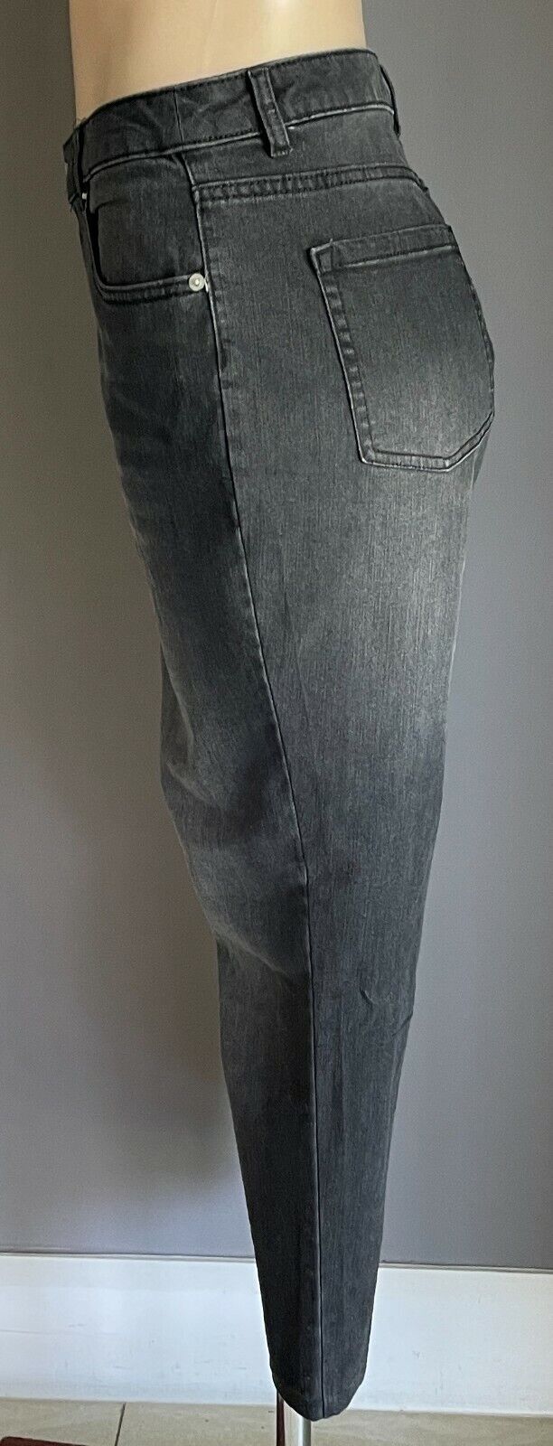 Size 14 Jeans SUZANNE GRAE DENIM Cropped Black Wash Slim Leg Ladies