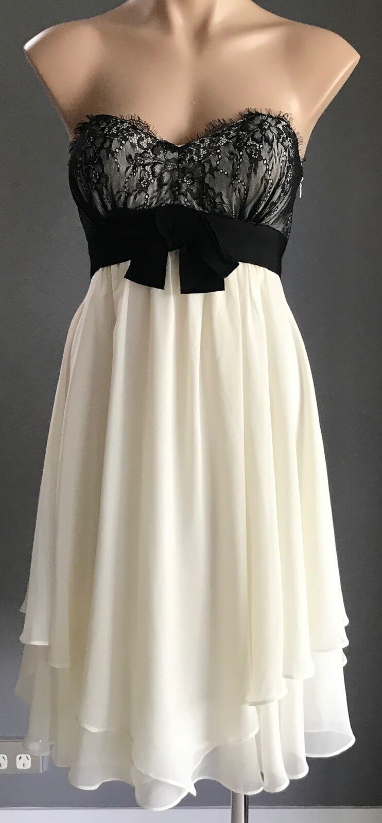 SEDUCE Strapless Dress Black Lace & Cream Tier with Bow Ladies Size 12 Gorgeous