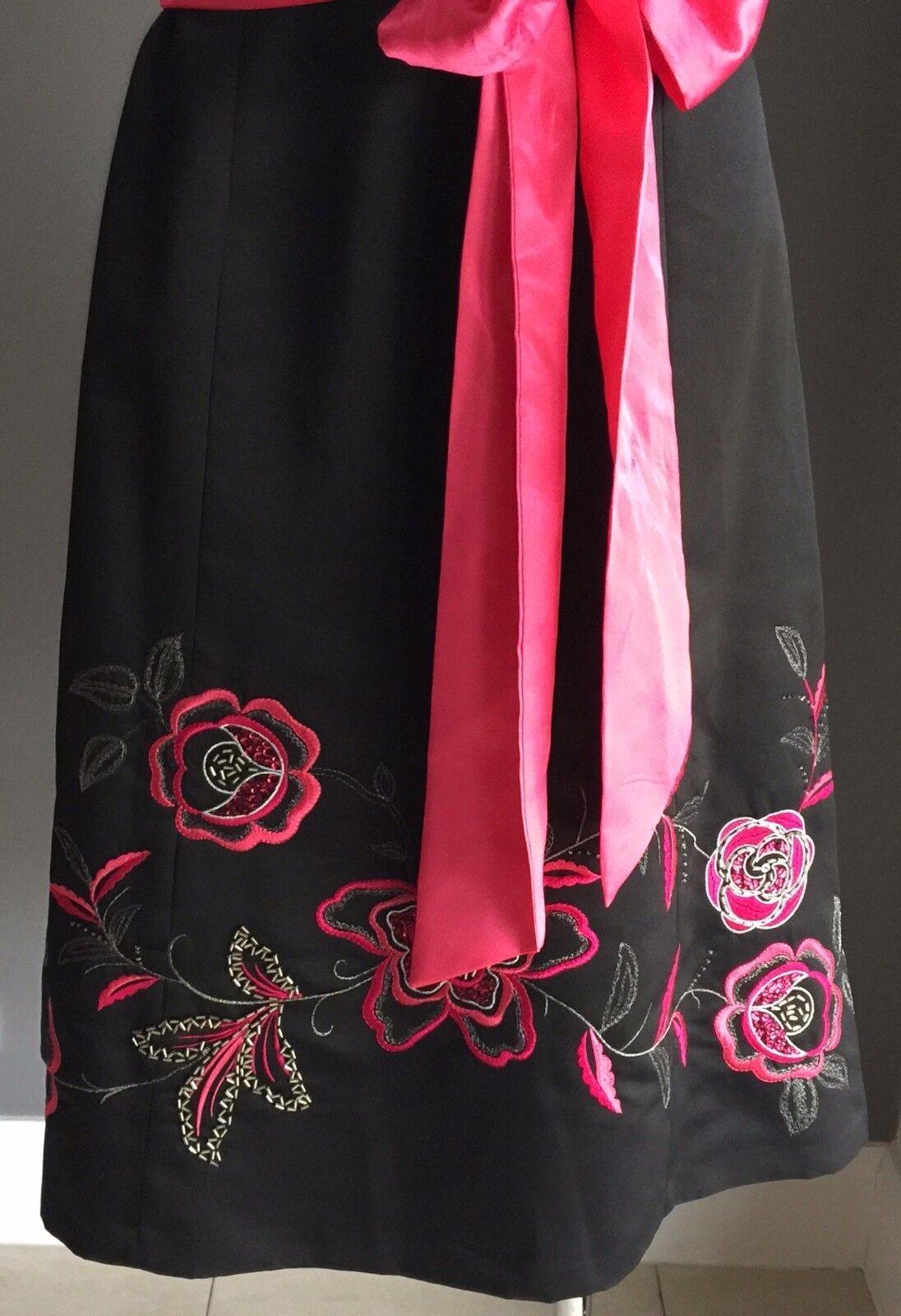 Strapless Dress DEBUT Black Floral Embroidery Hem A-Line Sz 14 (10 12) 1950's