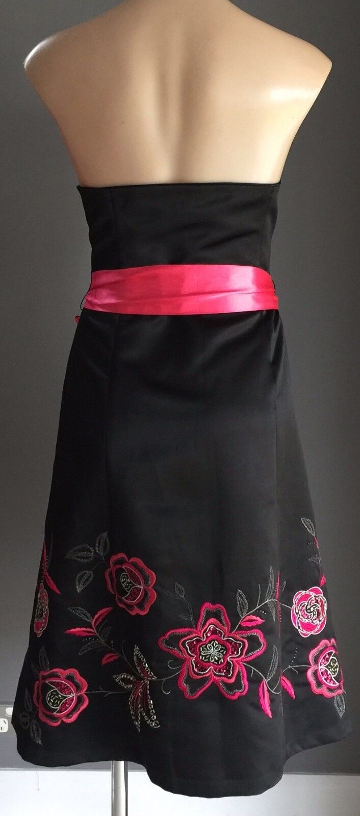 Strapless Dress DEBUT Black Floral Embroidery Hem A-Line Sz 14 (10 12) 1950's