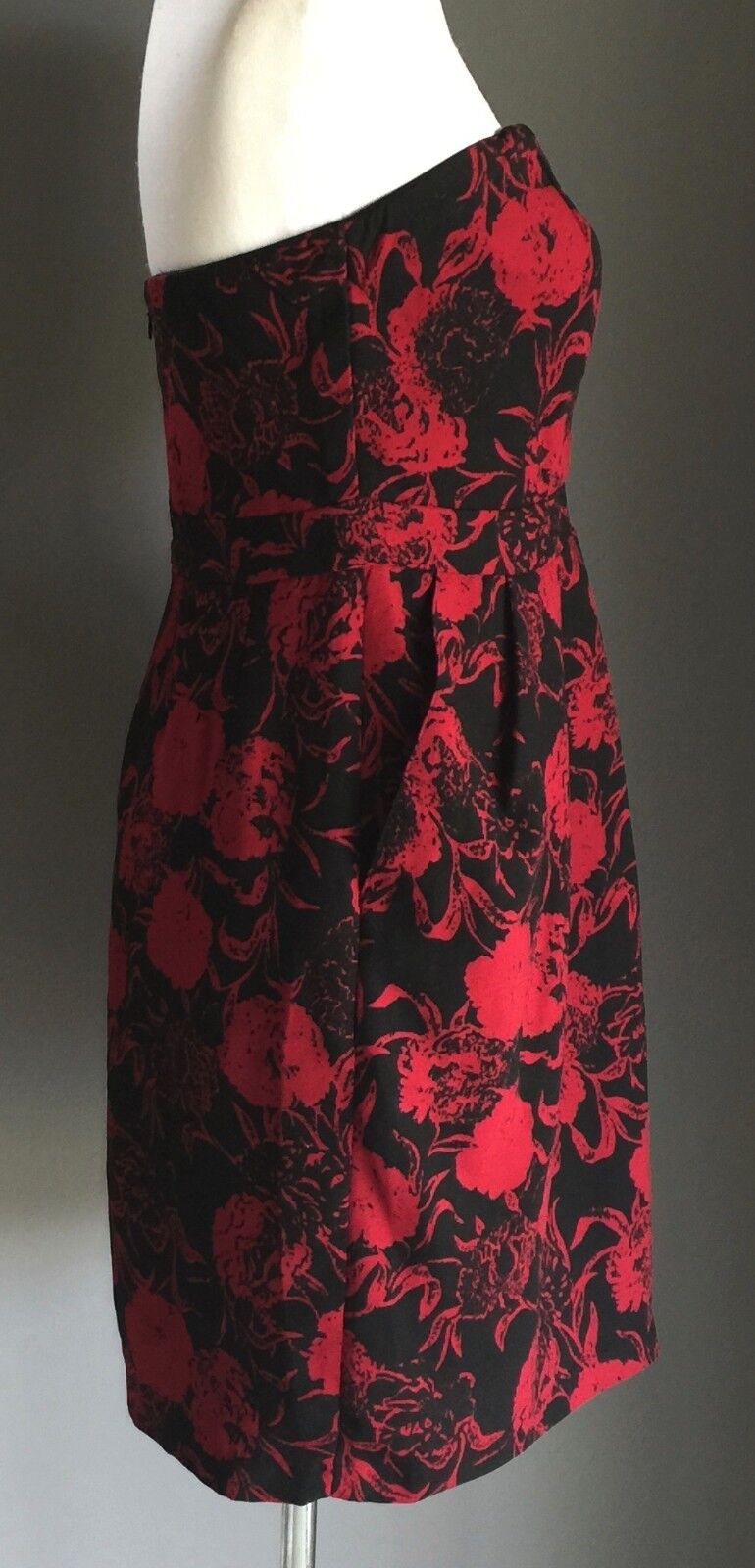 BARKINS Strapless Dress Burgundy & Black Floral Print Size 10 Figure Flattering