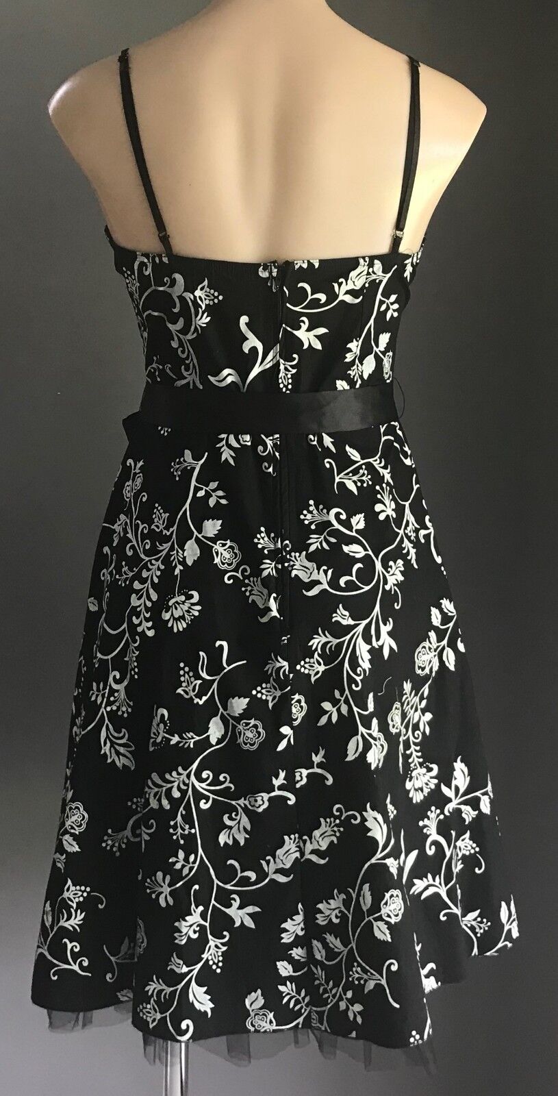 MISS CHERRY Black White Floral Print Sleeveless A-Line Dress Size 12 Retro Vibe