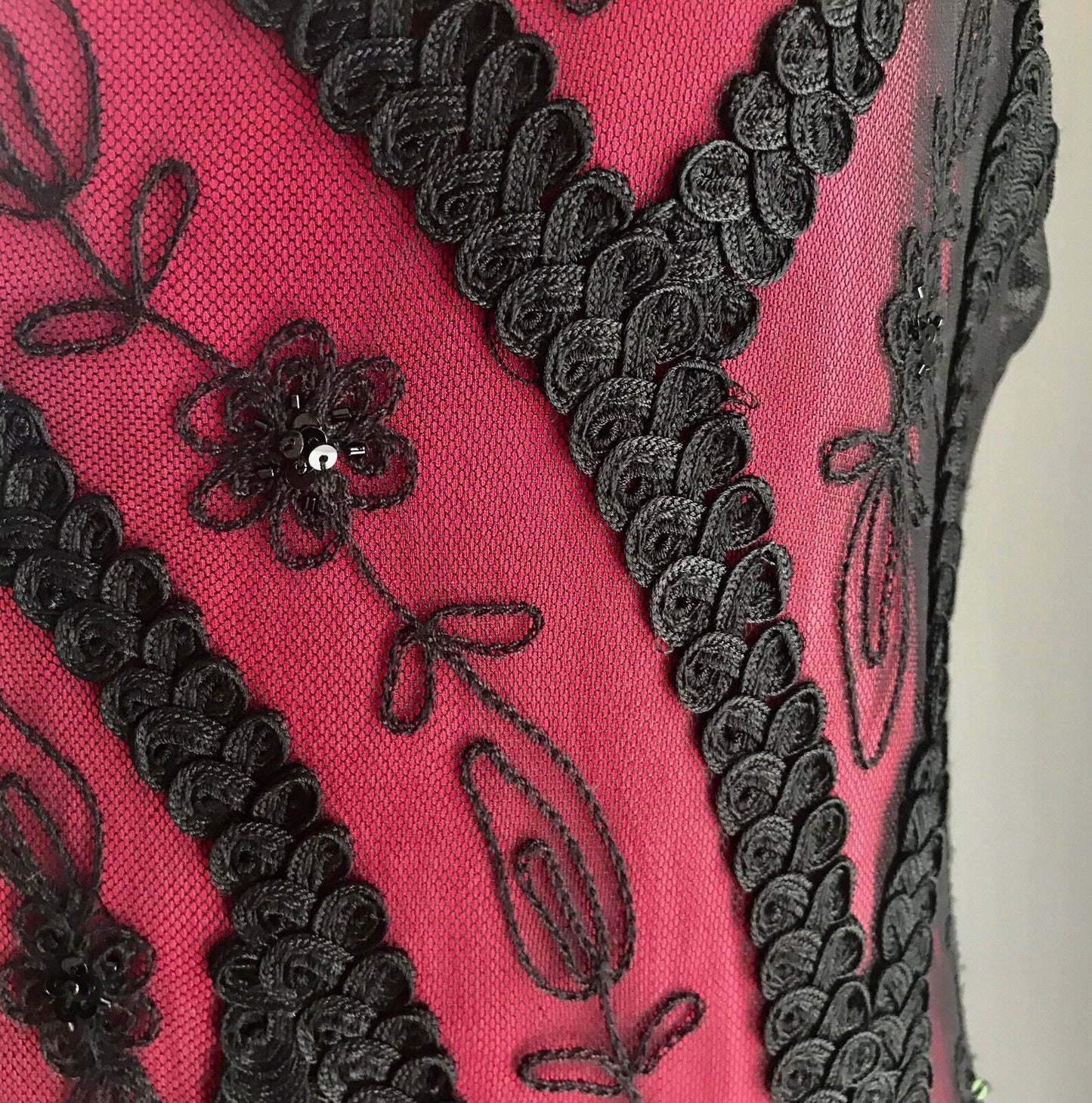 QUEENSPARK WOMAN Sheath Dress Embroidered Black Mesh Red Stretch Jersey Size 12