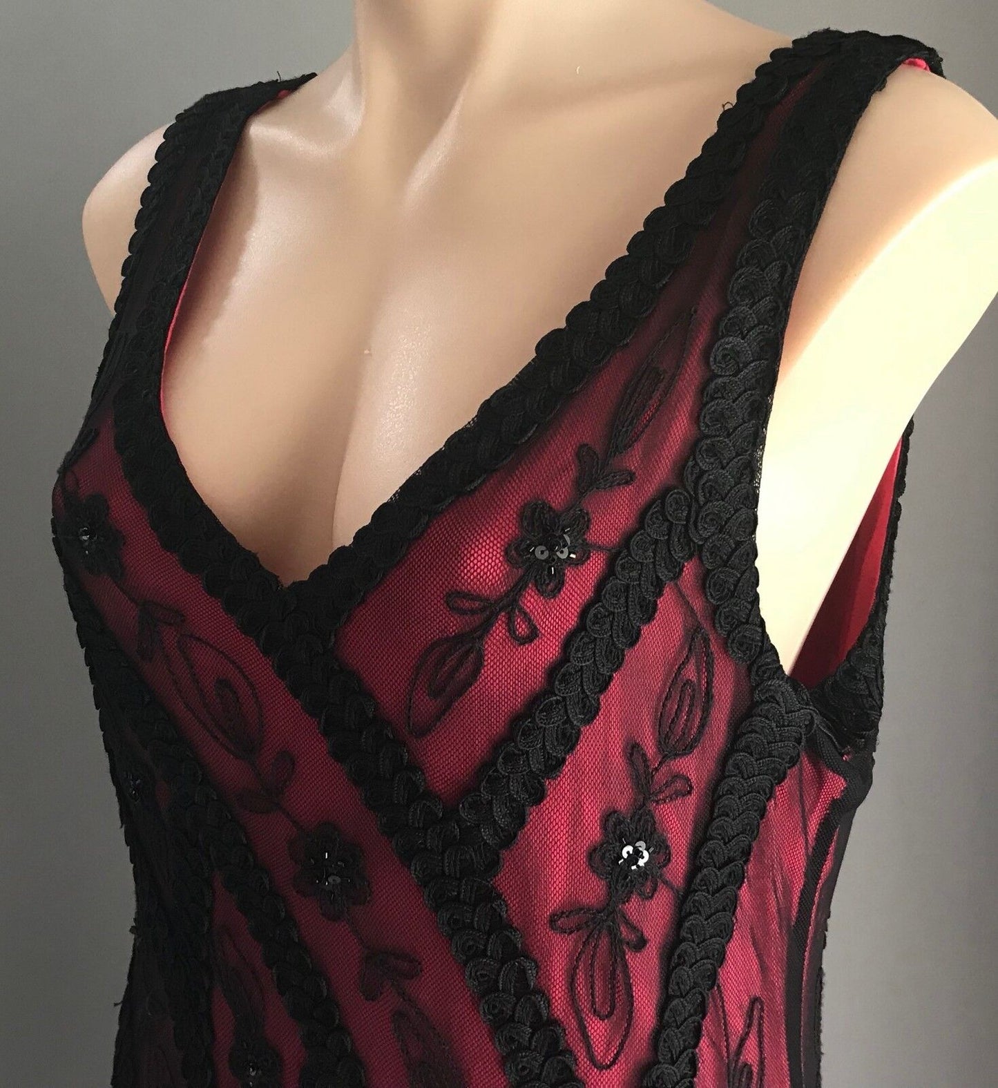 QUEENSPARK WOMAN Sheath Dress Embroidered Black Mesh Red Stretch Jersey Size 12