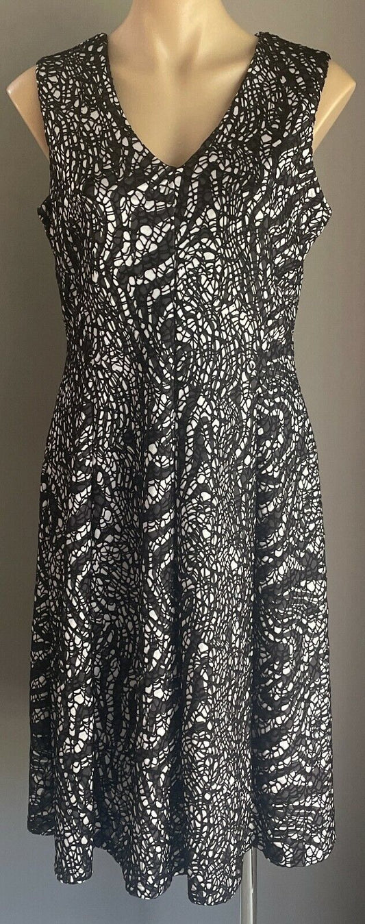 LIZ JORDAN Dress Black Silver Grey Print Sleeveless A-Line Size 12 - Stunning