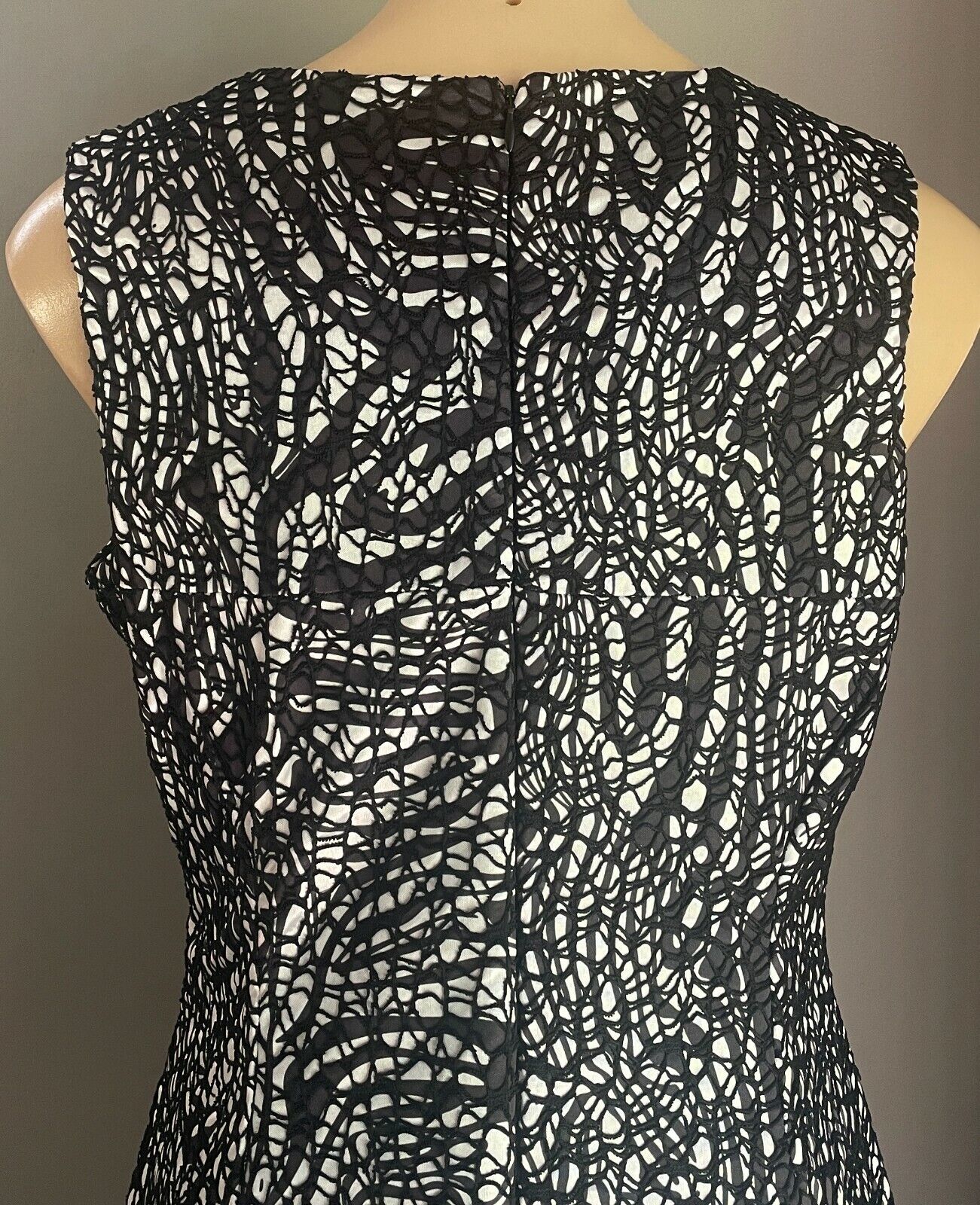 LIZ JORDAN Dress Black Silver Grey Print Sleeveless A-Line Size 12 - Stunning