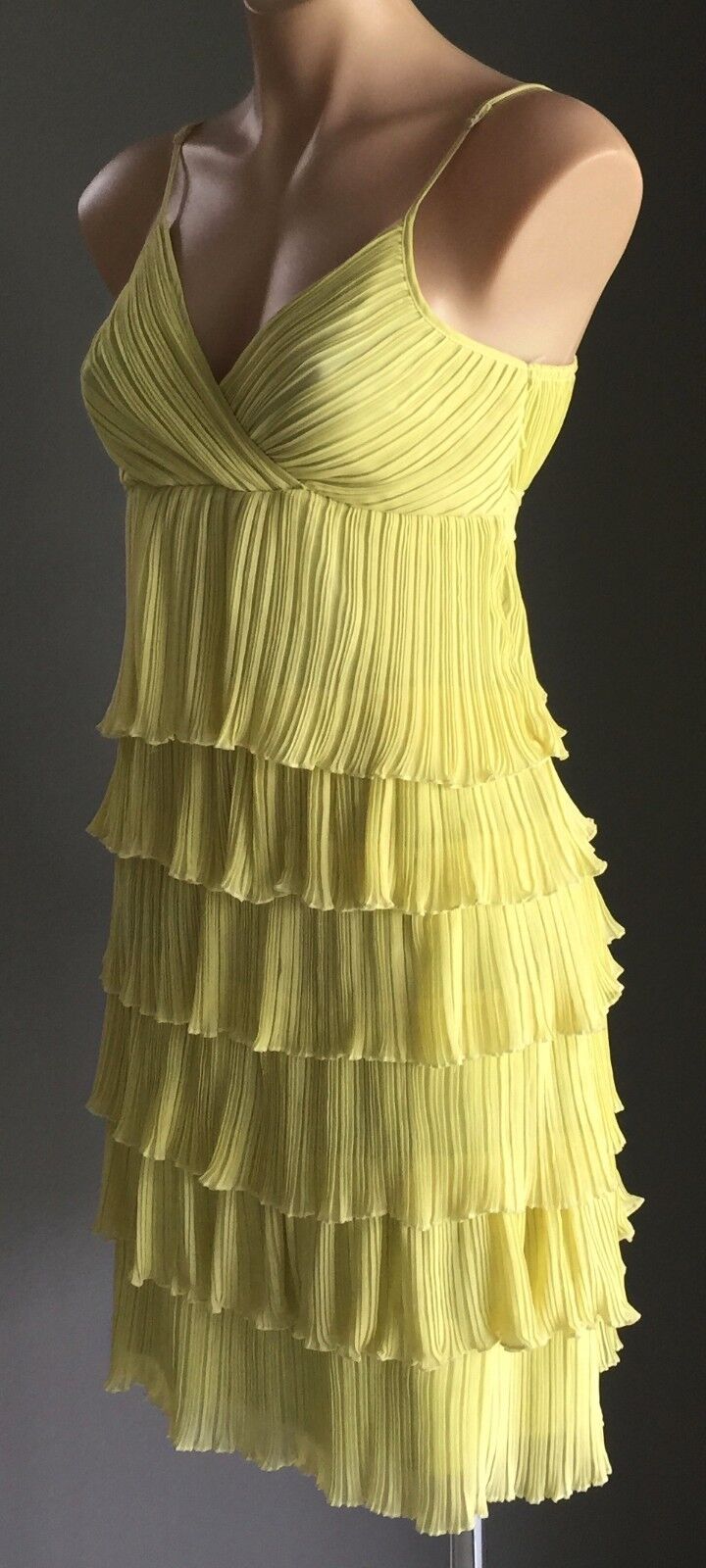 F GEAR Dress Pale Lime Green Sleeveless Tier Layer Ladies Size 12 Stunning NEW