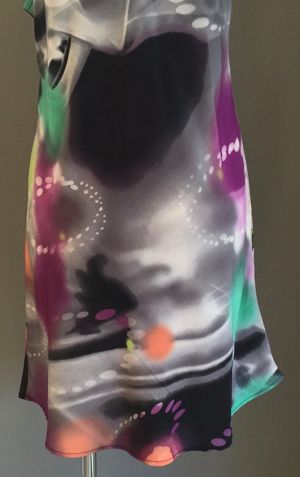 KENJI Sheath Dress Fab Design & Silky Bright MultiColour Sleeveless Size 12