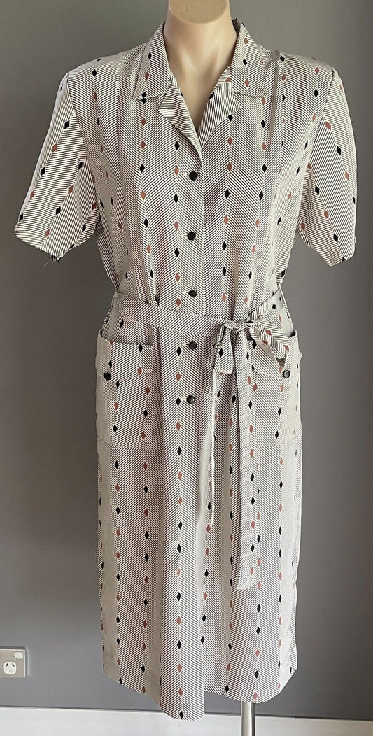 SPORTS CHIC Dress Midi White Black Brown Short Sleeve Tie Waist Size 12 Vintage