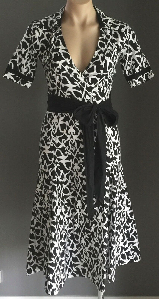WRAP DRESS  Black & White Baroque Print Cotton Stretch Size 8 10 Beautiful