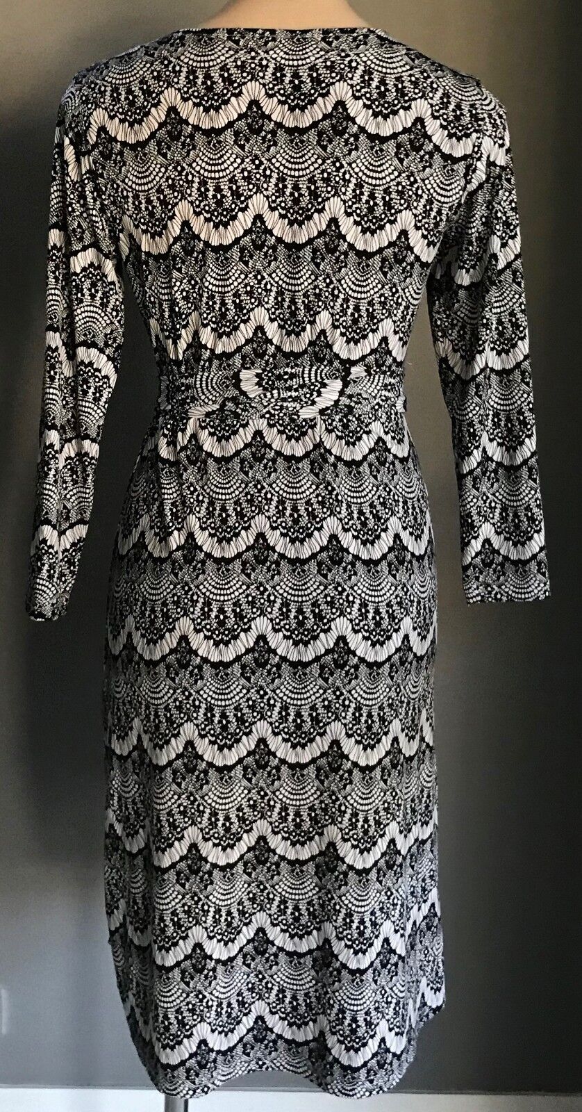 CARLY Q DESIGN Dress Black & White Print Long Sleeve Stretch Wrap Size S 8 10