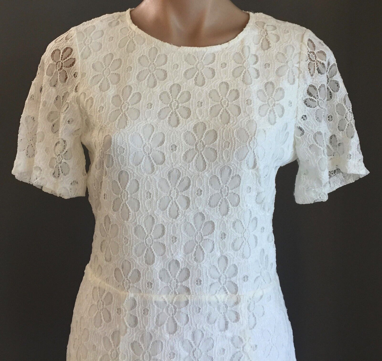 ALICE IN THE EVE Dress Mini White Floral Lace Open Back Ladies Size 10 NEW