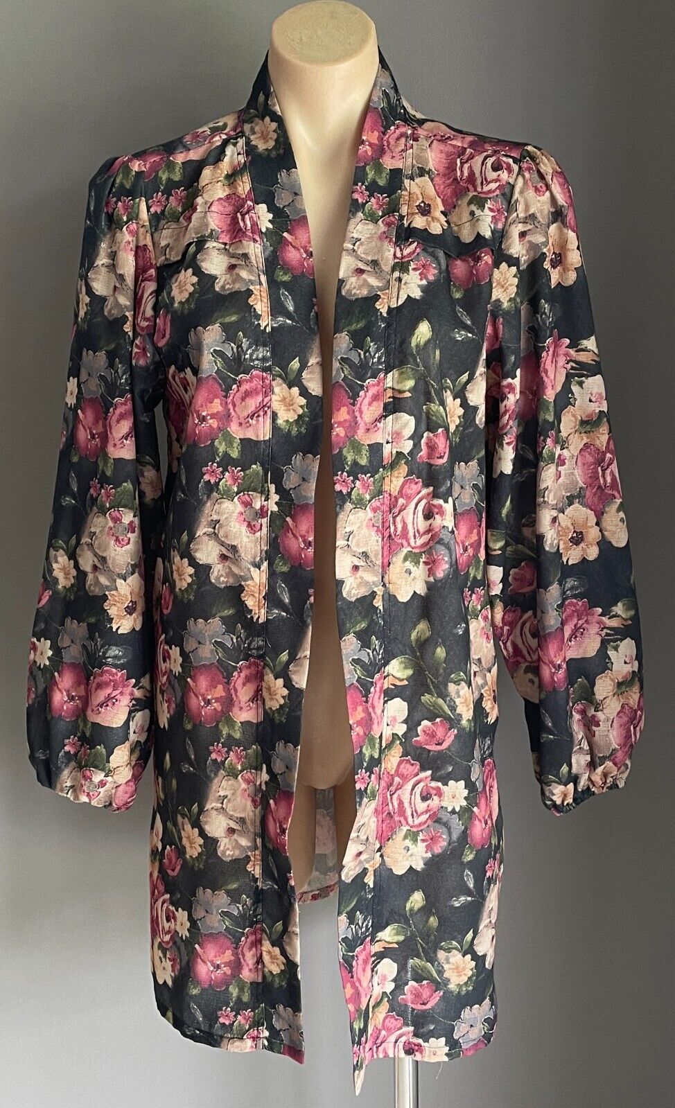 HIJAB HOUSE Jacket Black Floral Print Long Elastic Sleeve Kimono Size 8 10 NEW