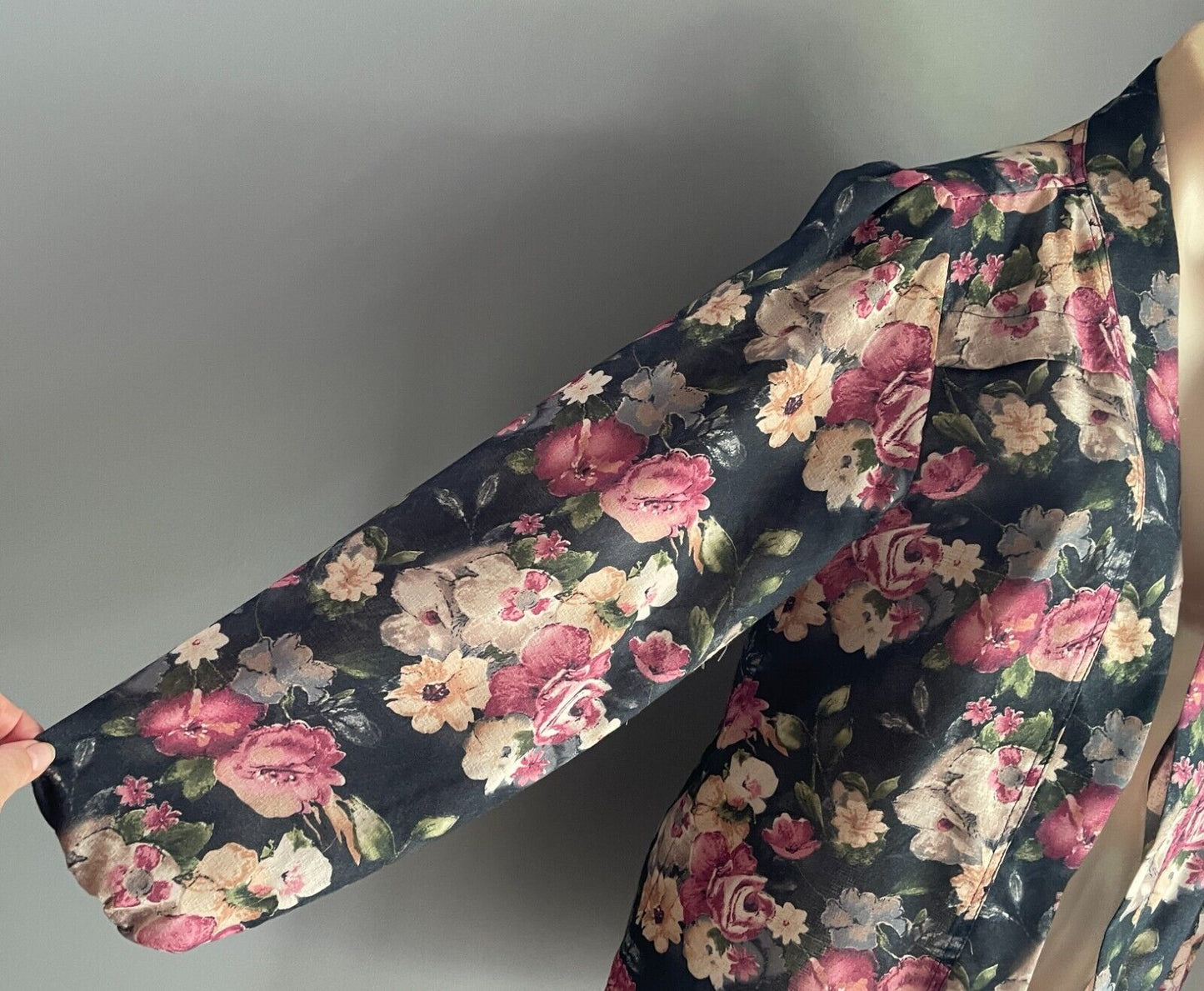 HIJAB HOUSE Jacket Black Floral Print Long Elastic Sleeve Kimono Size 8 10 NEW