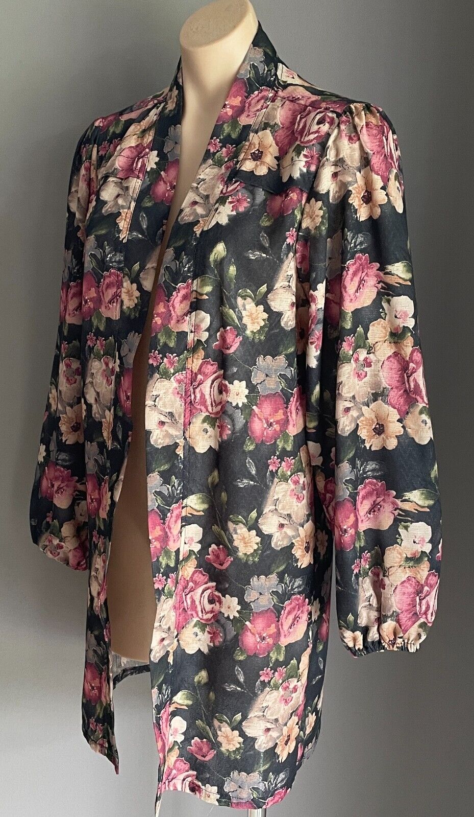 HIJAB HOUSE Jacket Black Floral Print Long Elastic Sleeve Kimono Size 8 10 NEW