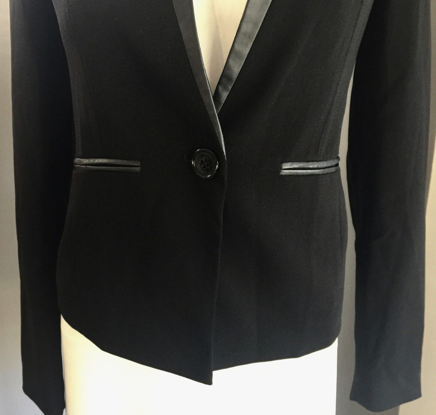 PLUME Jacket Black Notched Lapel Pleather Trim Fitted Short Ladies Size 6 8