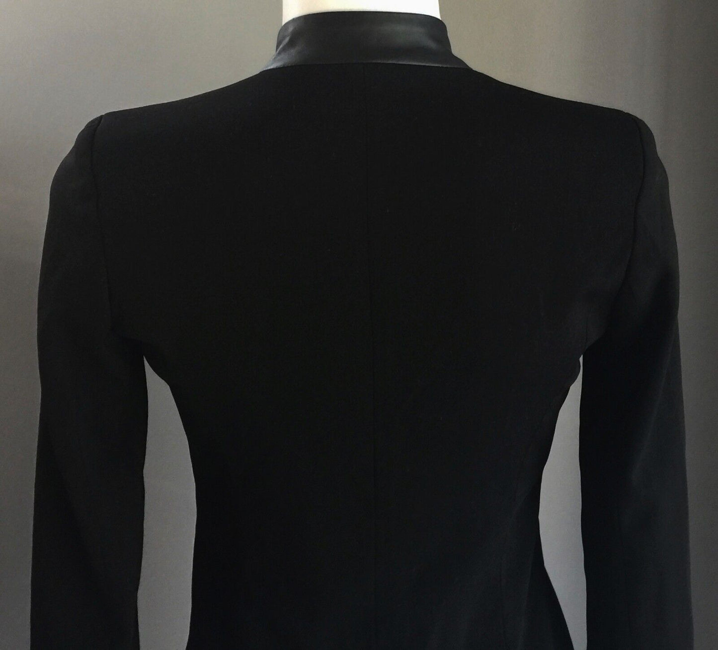 PLUME Jacket Black Notched Lapel Pleather Trim Fitted Short Ladies Size 6 8