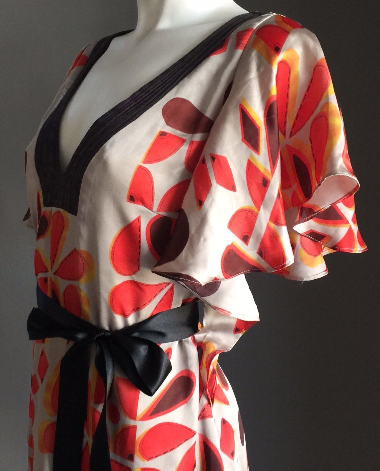 BLUEJUICE Dress Flutter Sleeve Lined Taupe Orange Brown Print Size 10 Retro