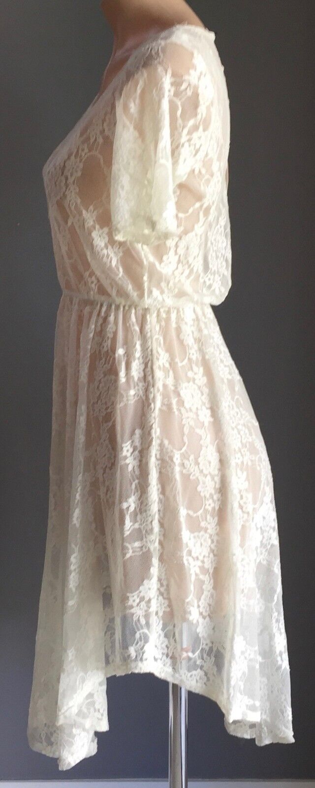 RARE LONDON Cream Lace Handkerchief Dress Dress Ladies Size 10 NEW