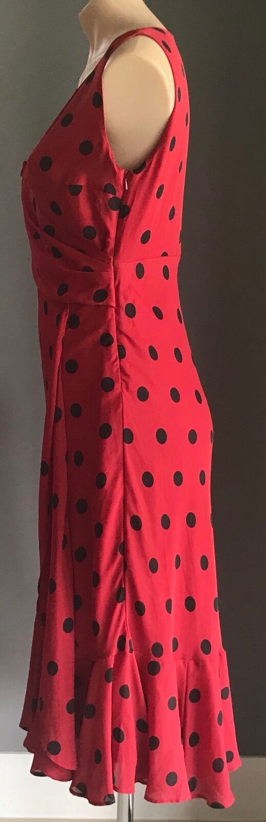 MAX SHOP Dress Red & Black Polka Dot Ruffle Hem Ladies Sheath Size 10 Gorgeous